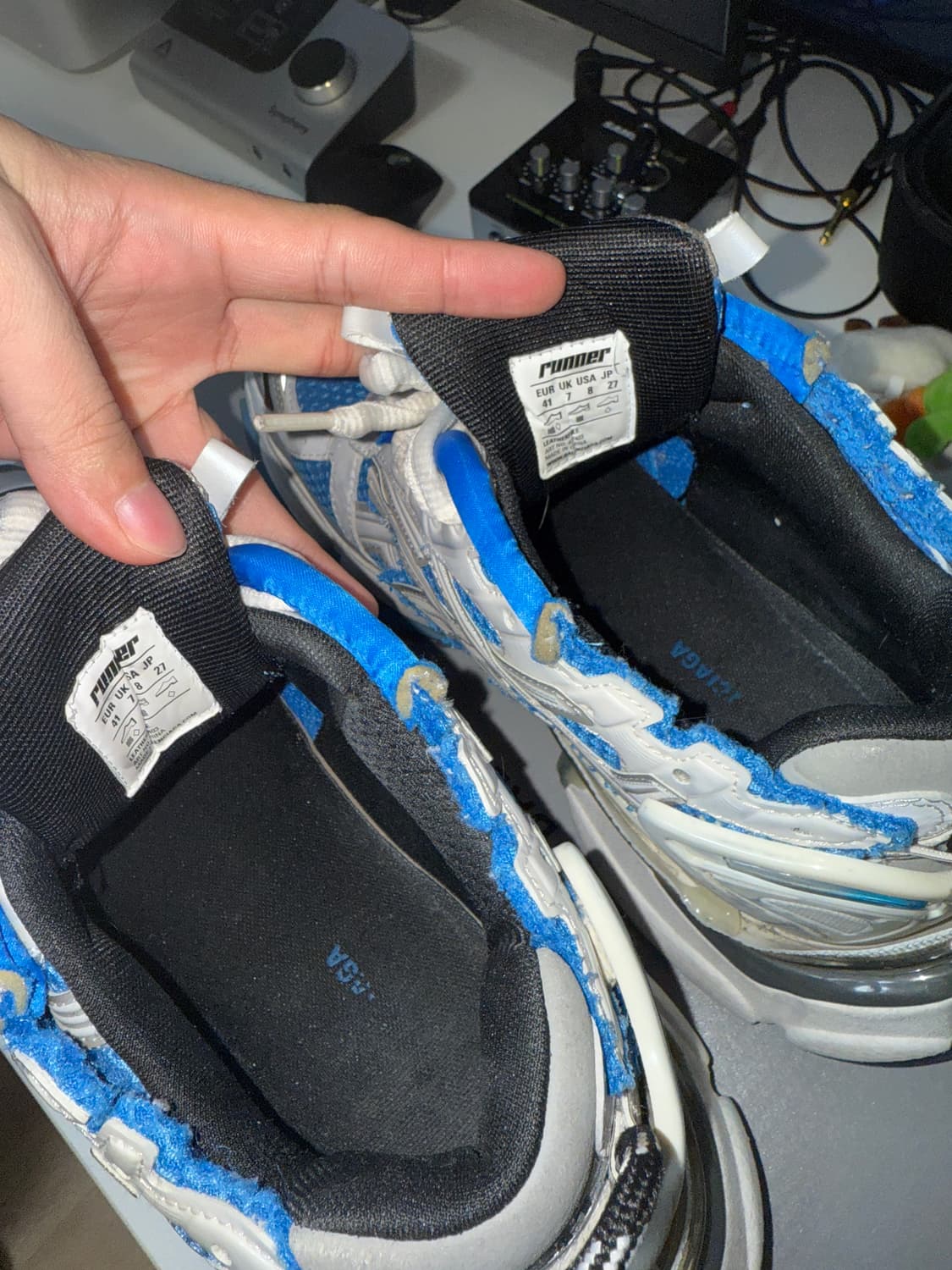 발렌시아가 뉴러너 블루 41 밑창보강완료 상품이미지4