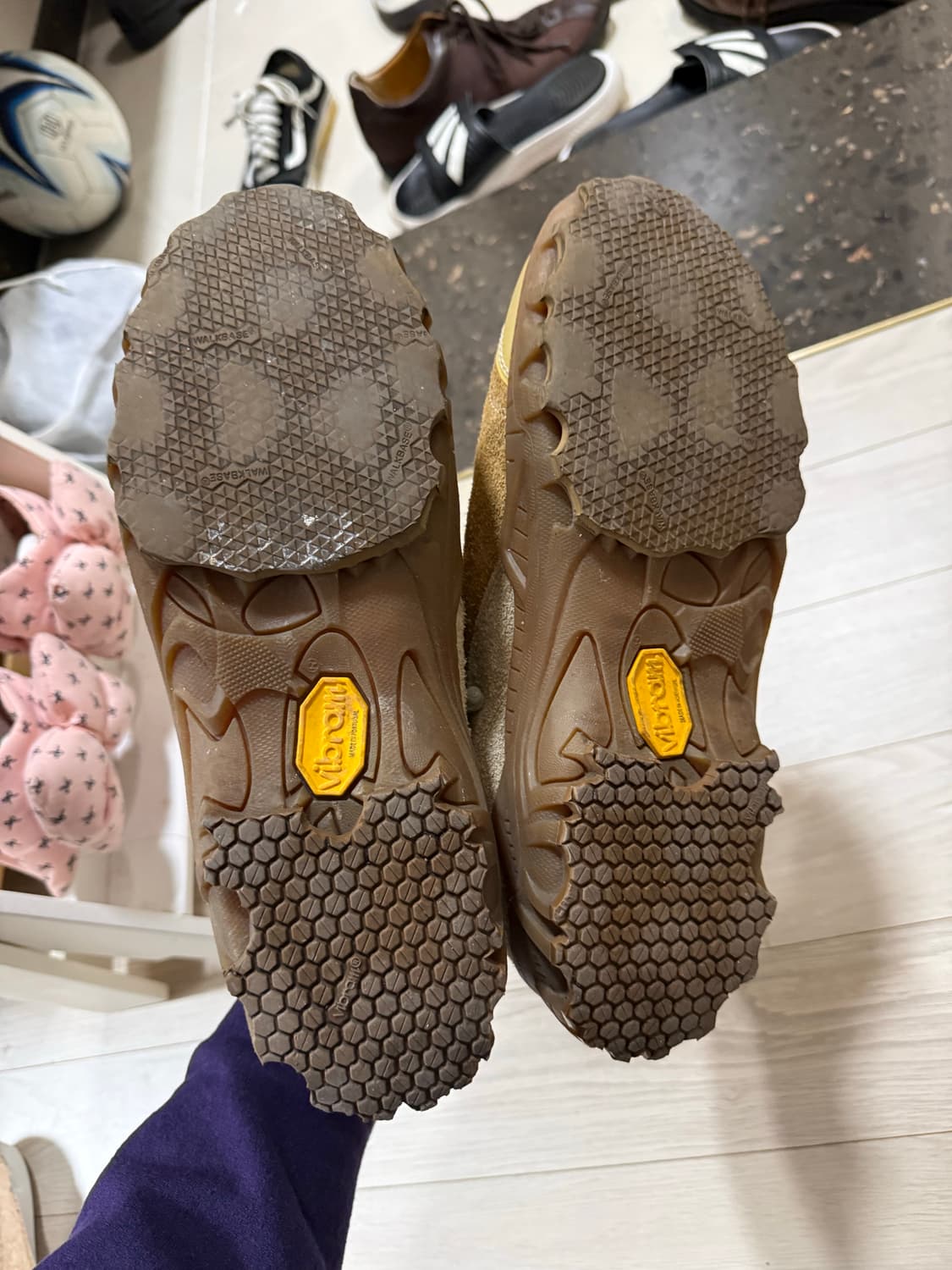 아워레가시 가베 퍼진 브라운 스웨이드 42 상품이미지5