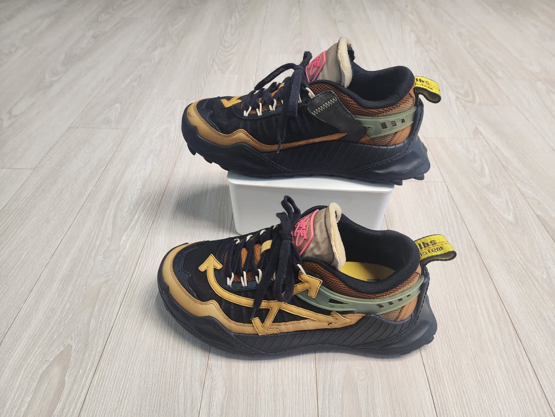 오프화이트 오드시 1000 판매합니다  상품이미지1