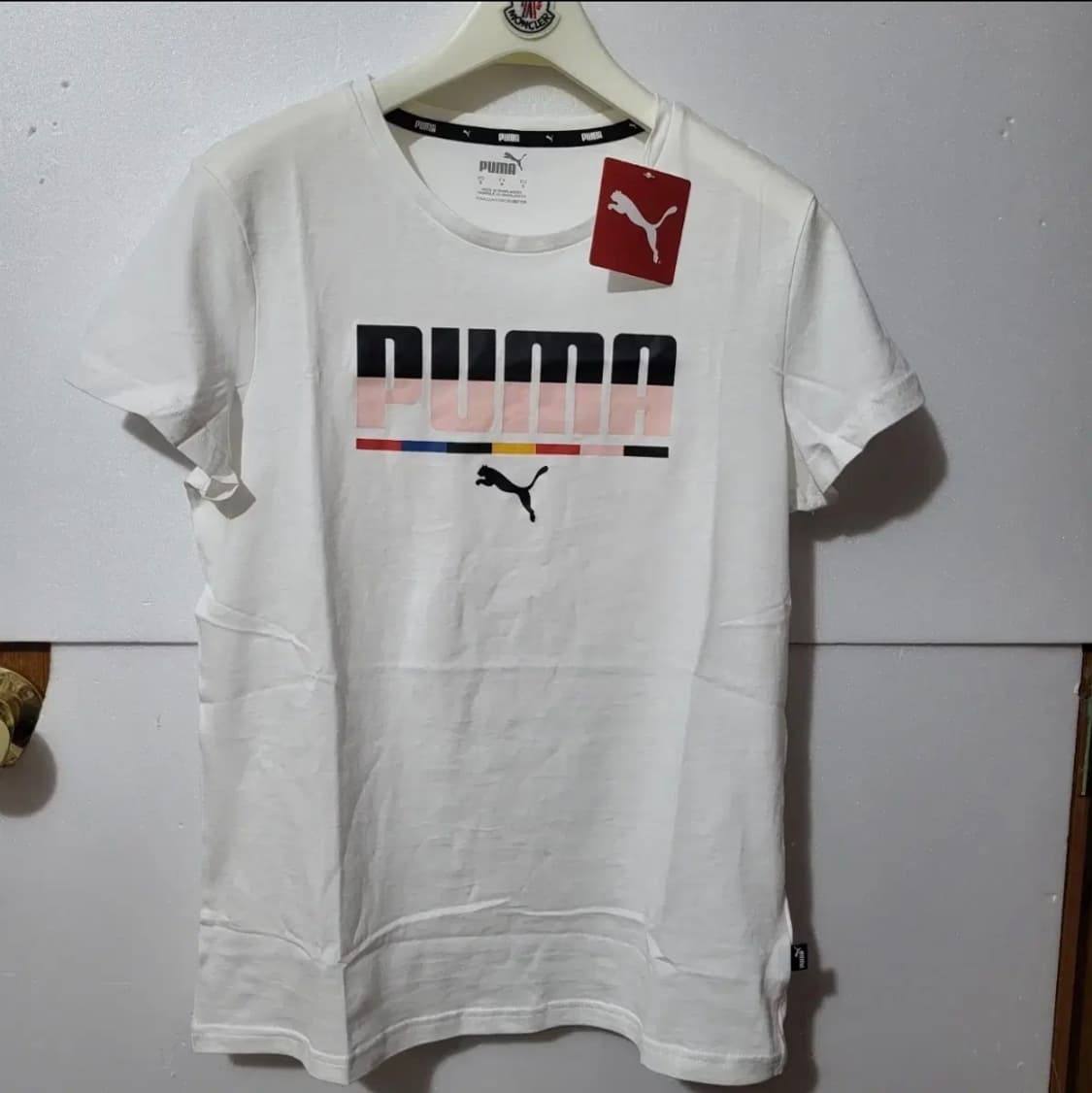 422 ) 새상품 정말 예쁜 푸마 s 반팔 티셔츠 39000구입 상품이미지3