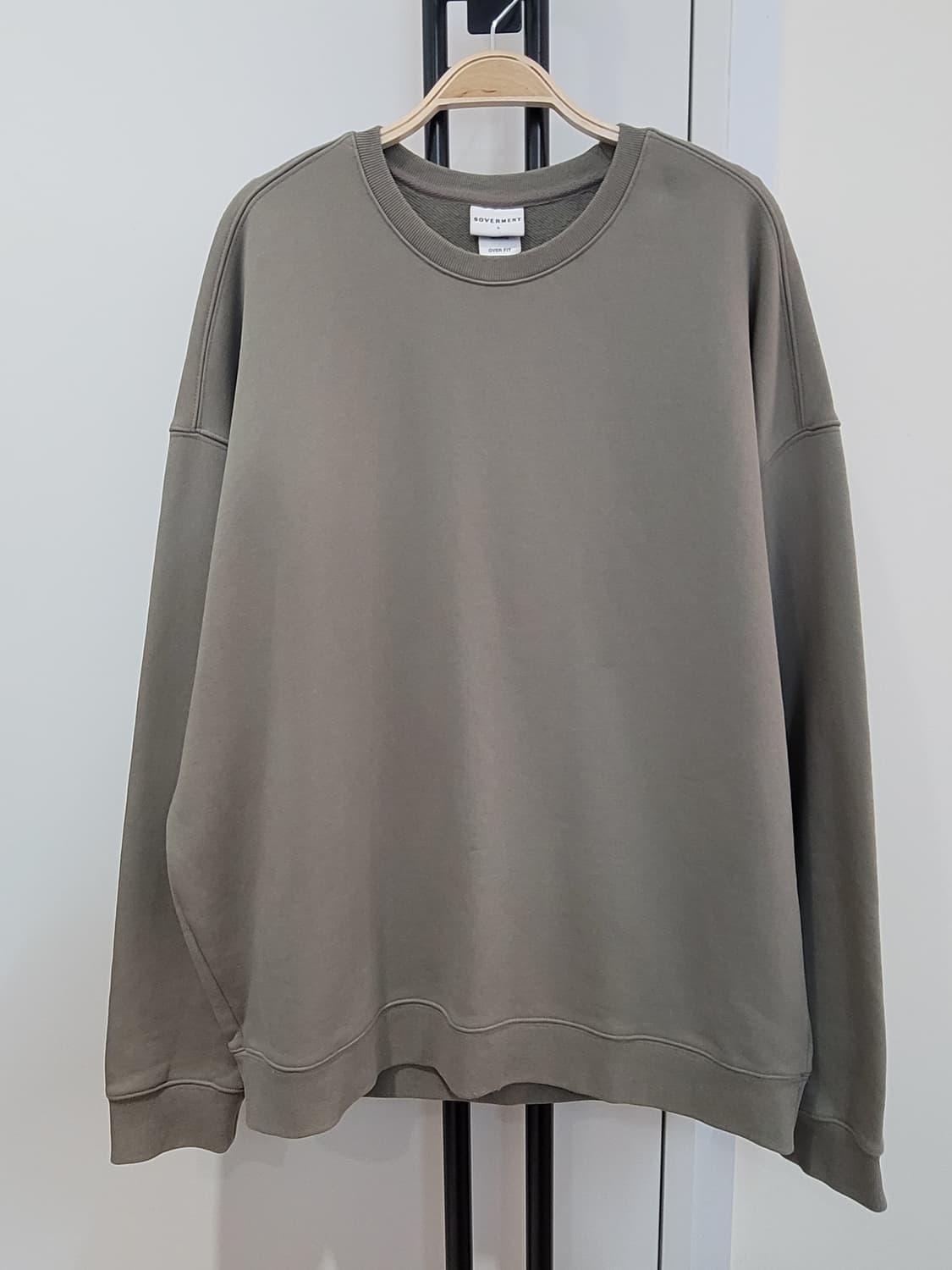 소버먼트 피그먼트 맨투맨-탄 브라운 오버핏 L사이즈 상품이미지2