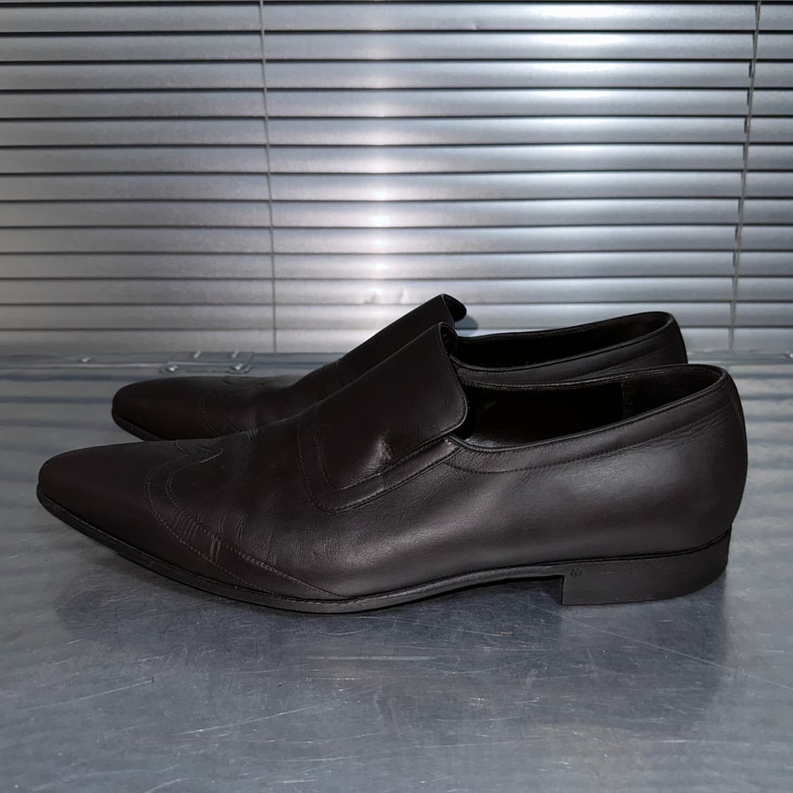 00s 빈티지 구찌 가죽 포이트 토 로퍼 상품이미지4