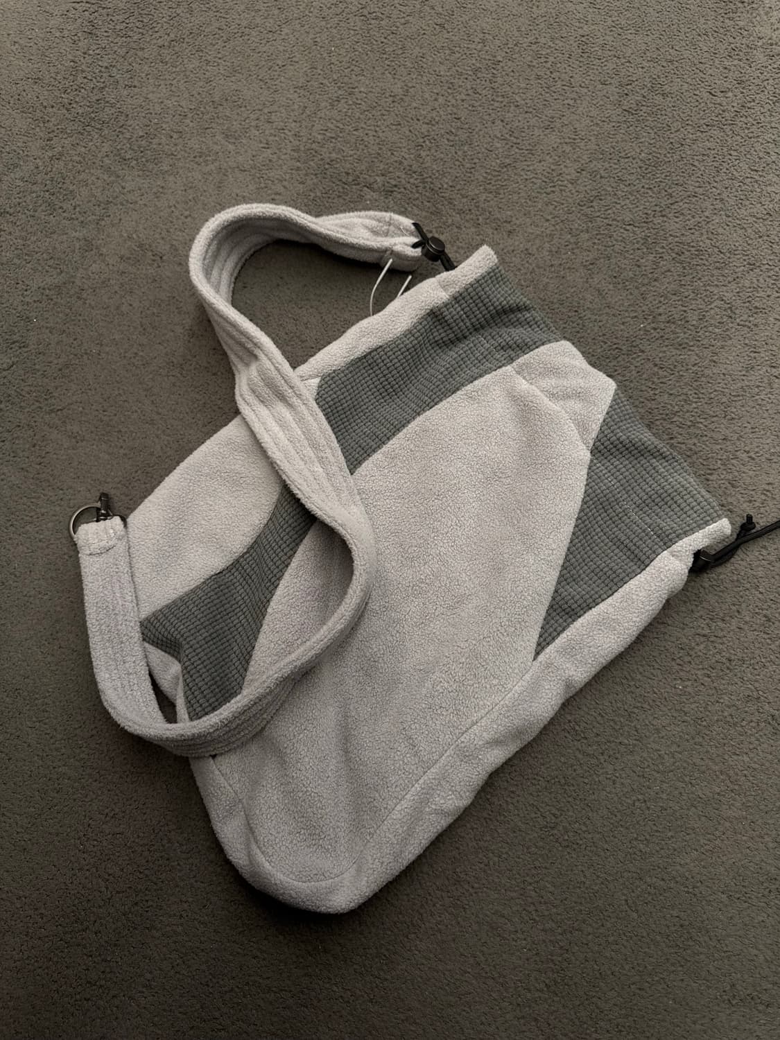 산산기어 플리스 크로스백 처분  상품이미지1