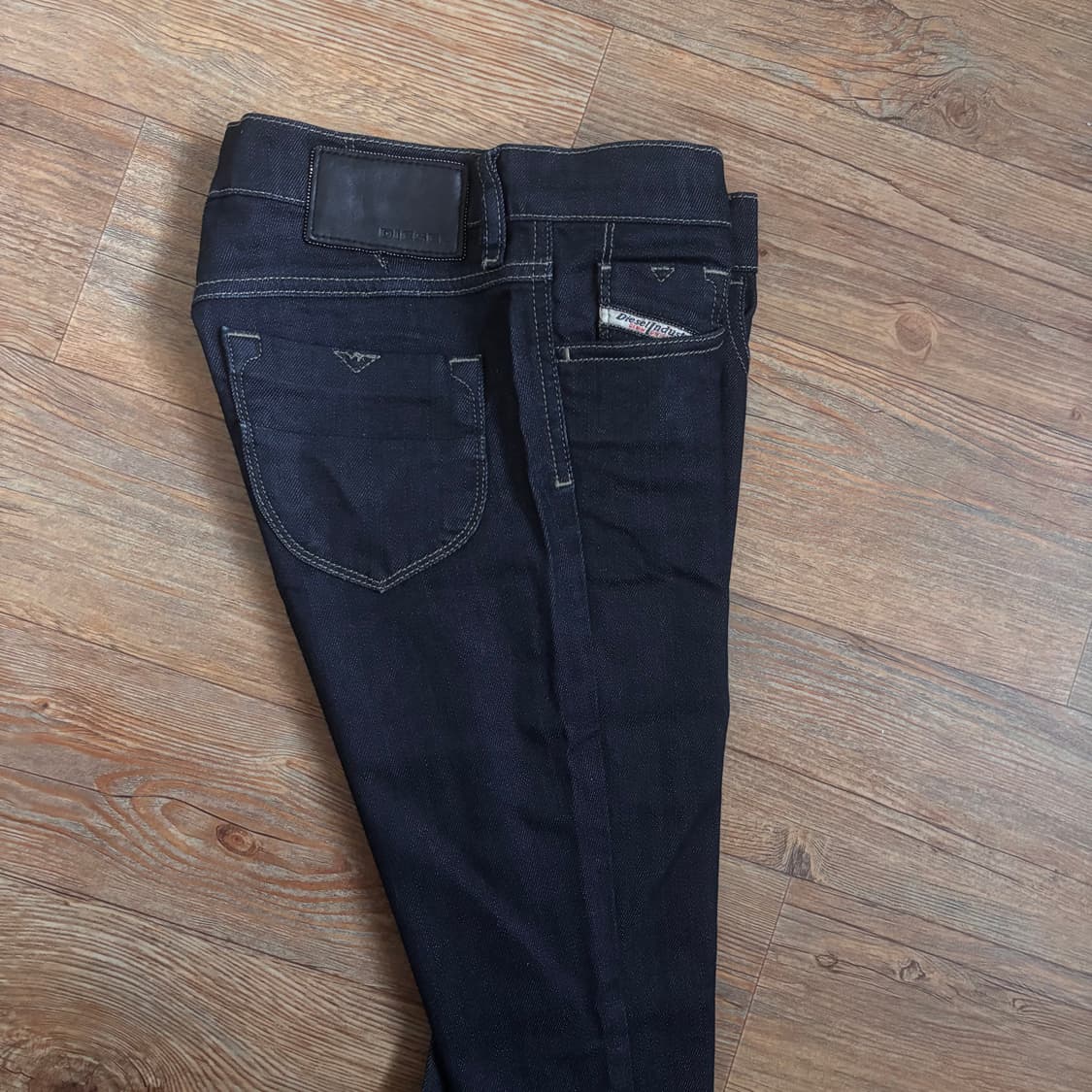 디젤 25 데님 LIVY 슬림 캐럿핏 청바지 진청 수입 정품 상품이미지8