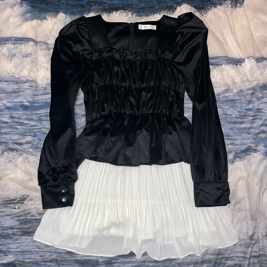 Velvet Shirring Black Blouse 상품이미지2