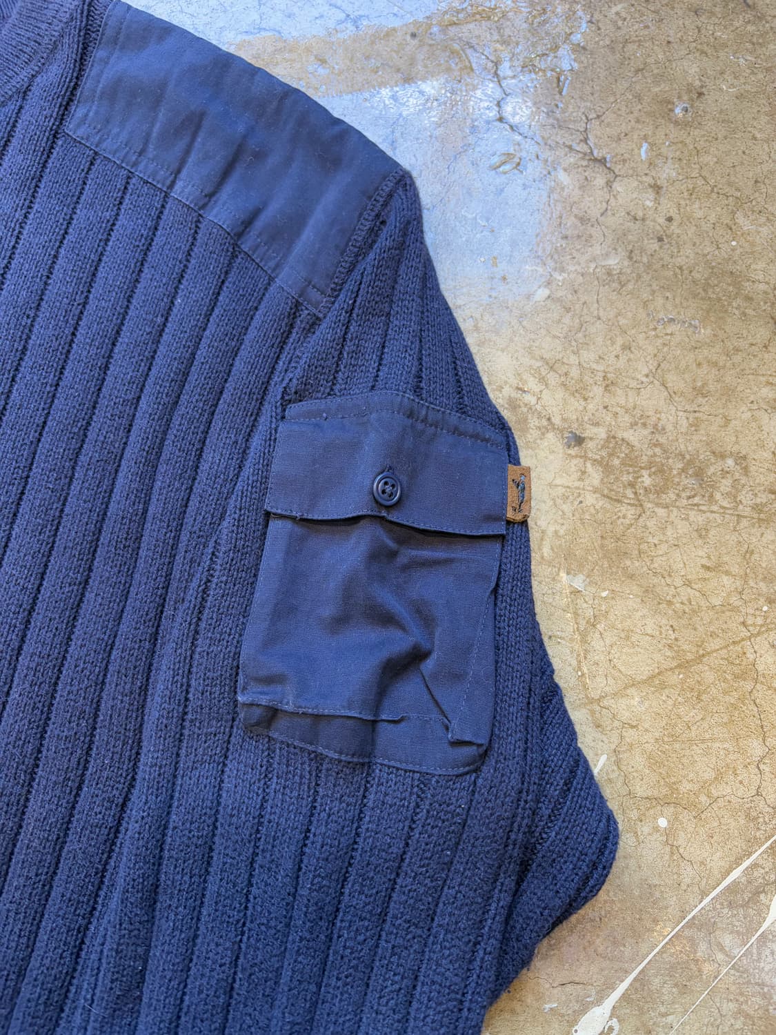 에디바우어 패치 포켓 코튼 스웨터 상품이미지3