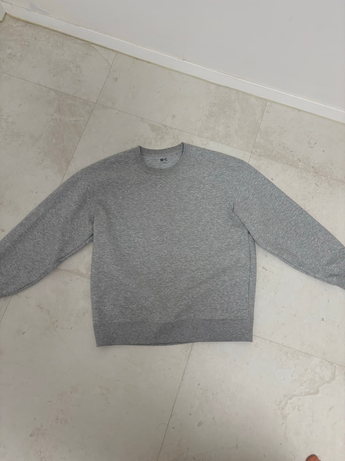 유니클로 무지맨투맨 상품이미지1