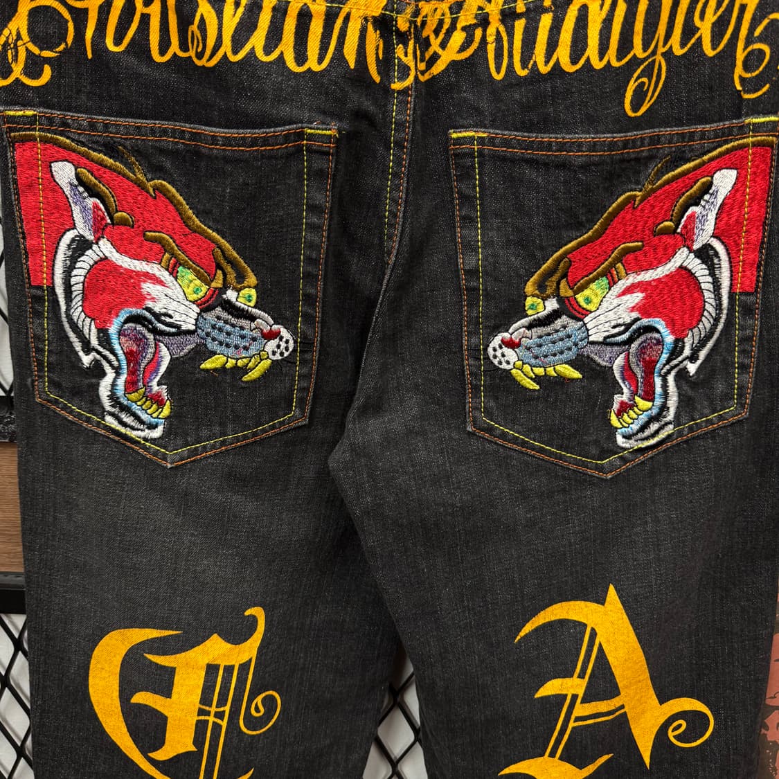 00s 크리스찬 오디저 데님 반바지 후면 호랑이 자수 포인트 흑청 상품이미지6