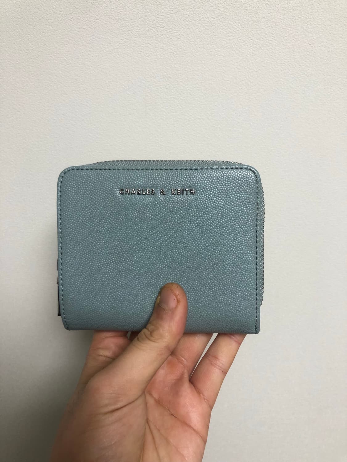 찰스앤키스 반 지갑 상품이미지1