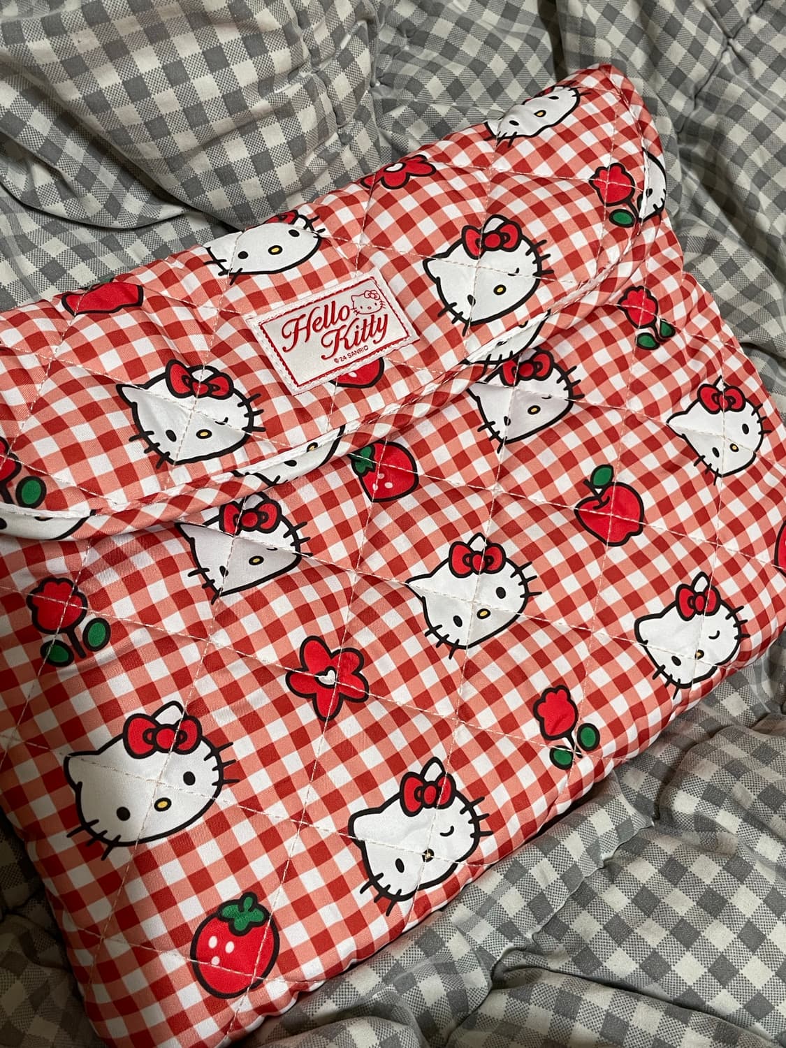 스파오 헬로키티 파우치 상품이미지3