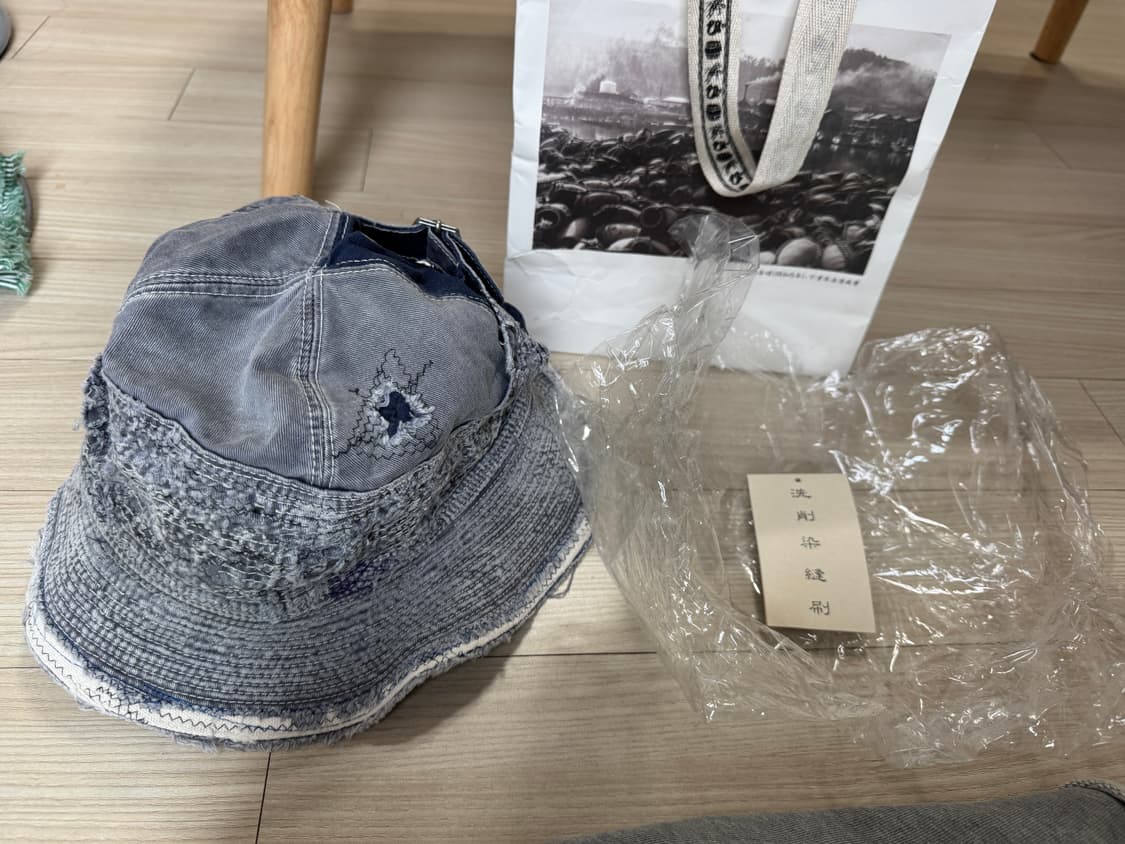 캐피탈 노인과 바다   데미지 버킷 navy 상품이미지1