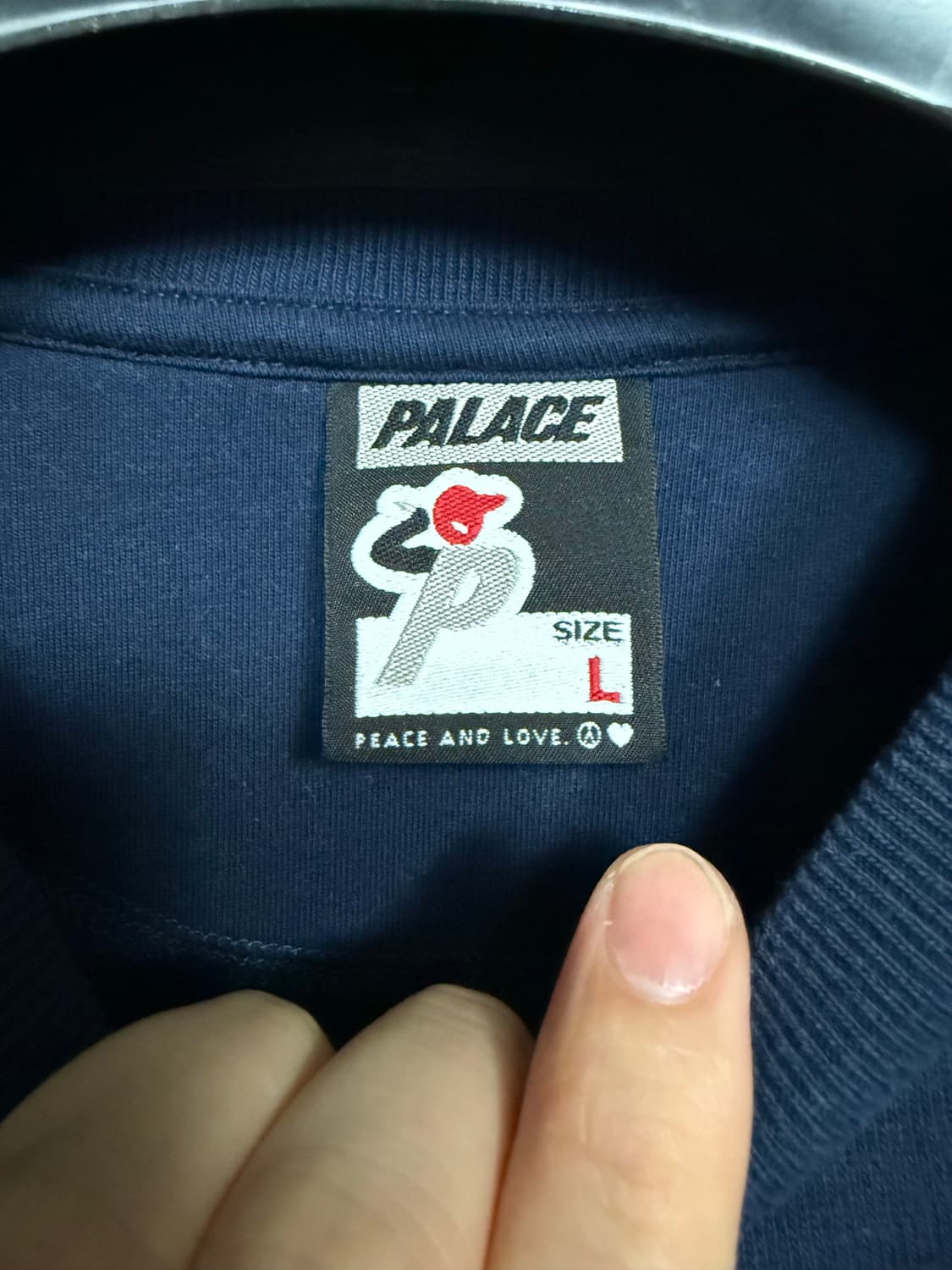 [L] 팔라스 아플리케 팀 크루 네이비 상품이미지3