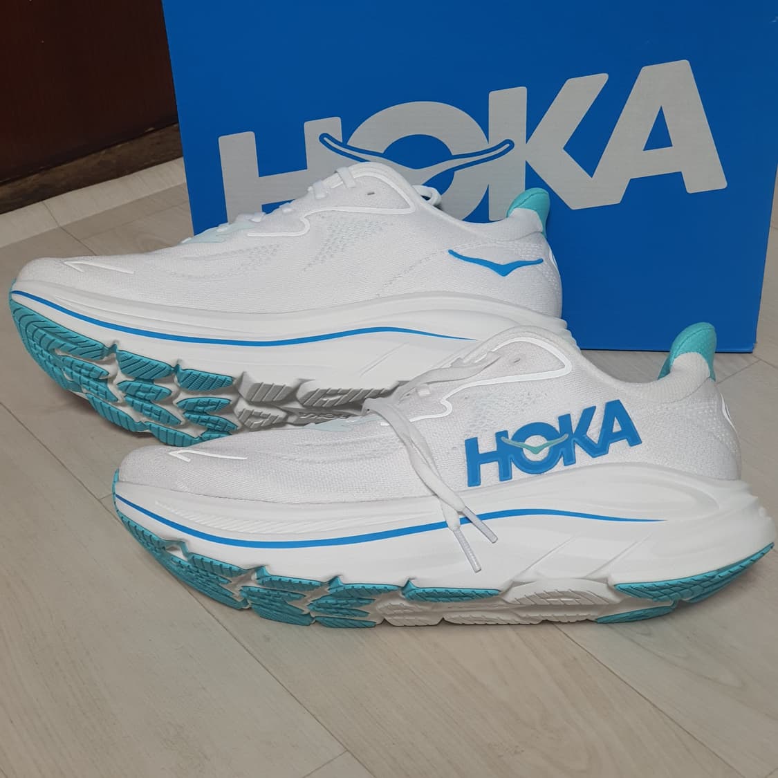 호카 러닝화 클리프톤 10 300mm 새상품
 상품이미지7