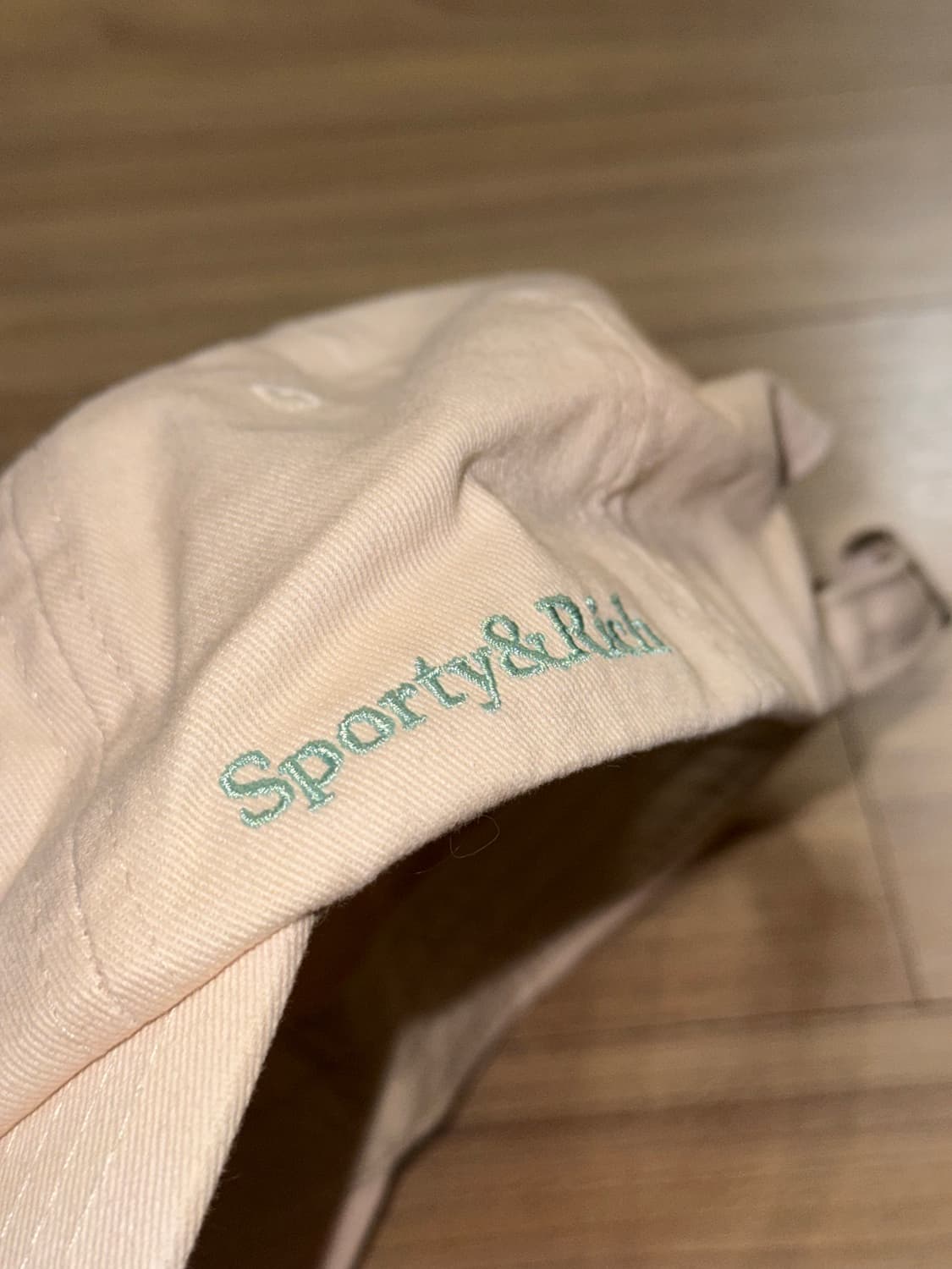 스포티앤리치 웰니스 아이비 볼캡 크림 상품이미지3