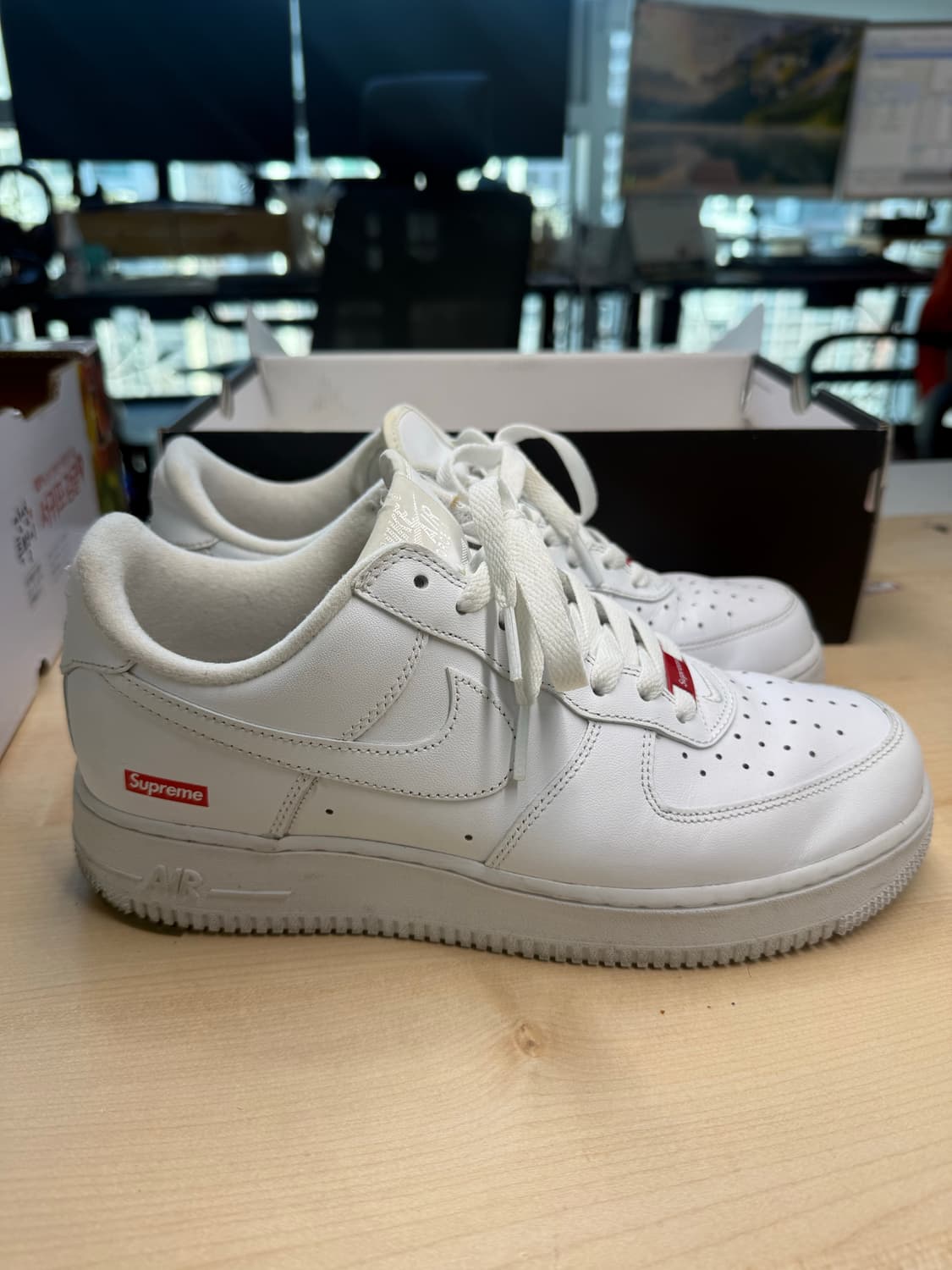 에어포스 슈프림 255 상품이미지1