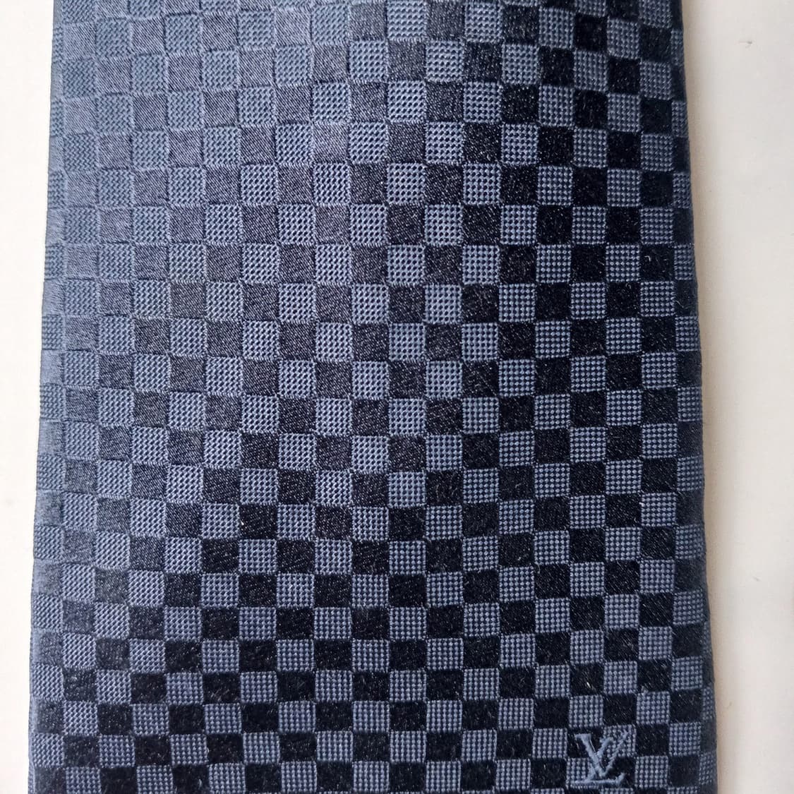 루이비통 실크 네이비 다미에 패턴 넥타이 8cm A+등급 E921
 상품이미지5