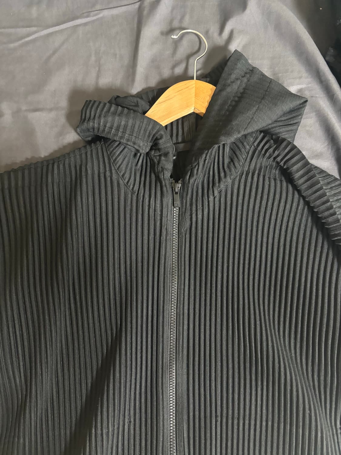 [3] 옴므 플리세 이세이 미야케 MC 줄라이 집업 파카 블랙 상품이미지2