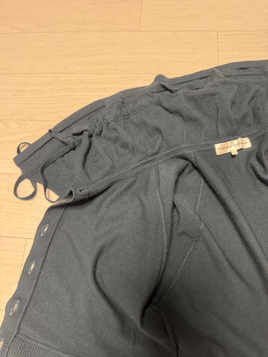 HIROKO KOSHINO 울100 가디건 상품이미지4