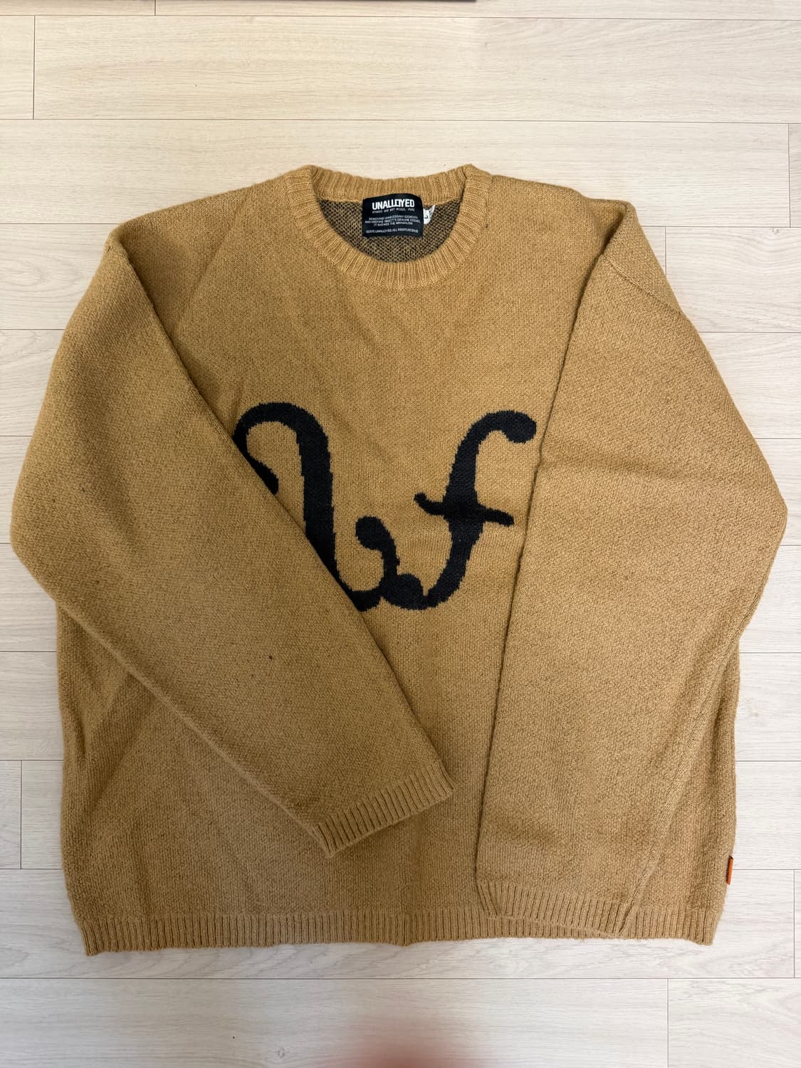 UNALLOYED 니트 상품이미지1