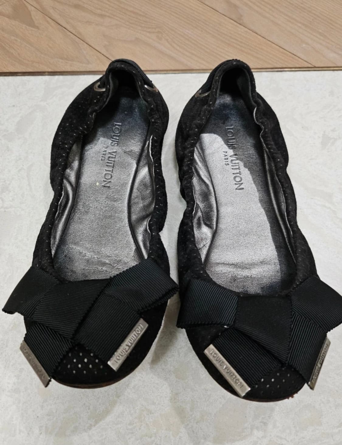 Louis Vuitton루이비통 스웨이드 밴딩 플Louis Vuit랫슈즈 상품이미지3