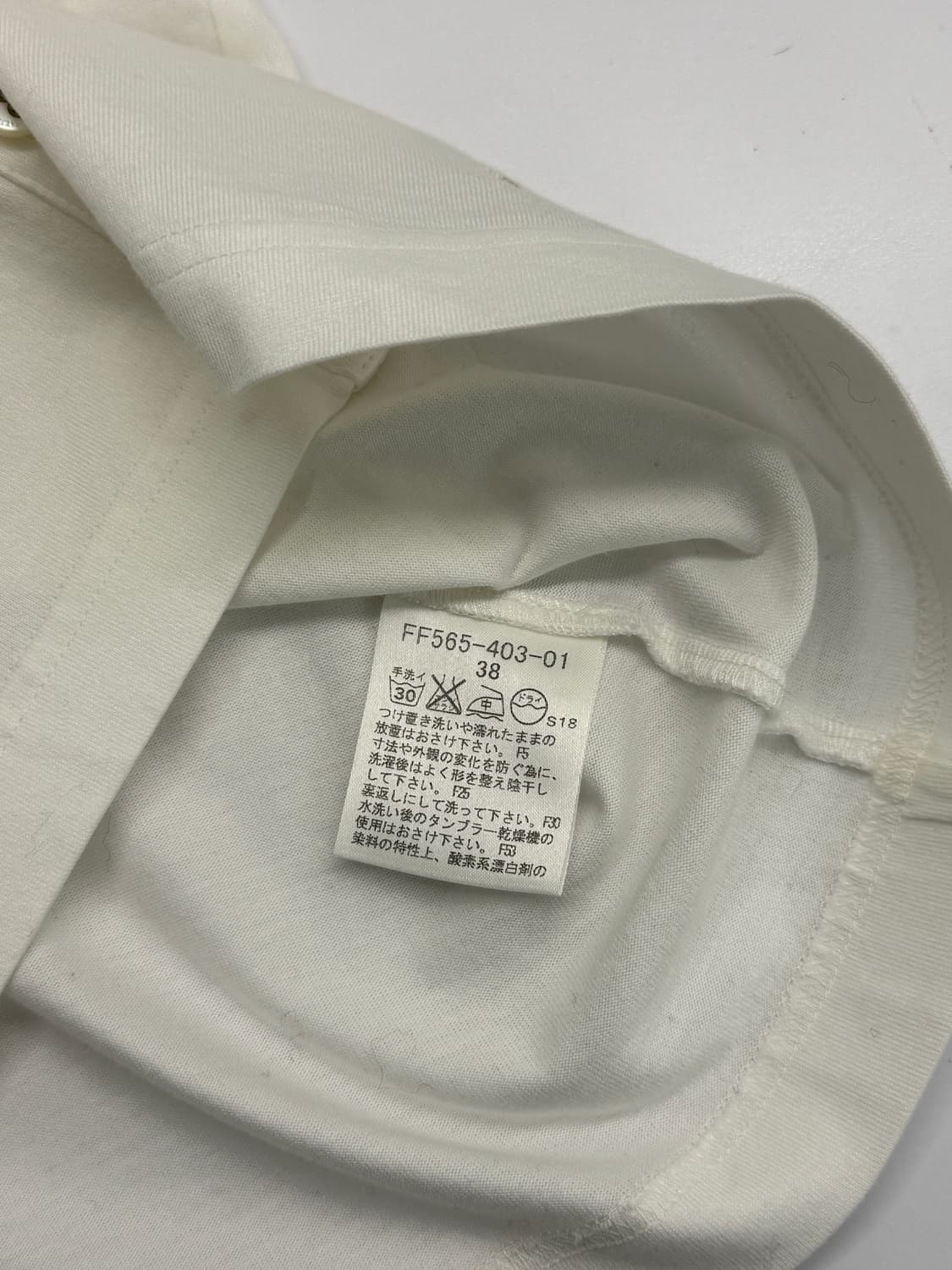 Burberry 버버리 러플 슬리브 화이트 반팔 티셔츠 상품이미지5