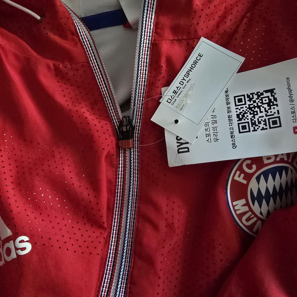 아디다스 FC바이에른 뮌헨 바람막이/윈드브레이커 레드 후드 (100) 상품이미지3
