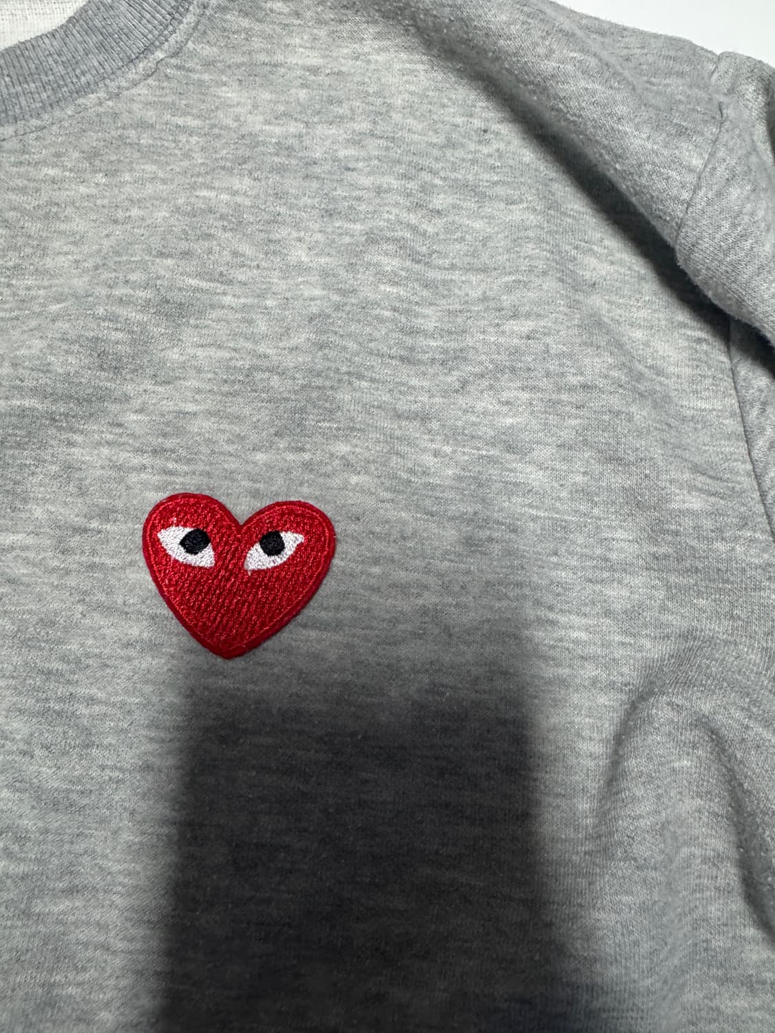 정품!! 꼼데가르송 하트 로고 긴팔 롱 슬리브 맨투맨 2 상품이미지5