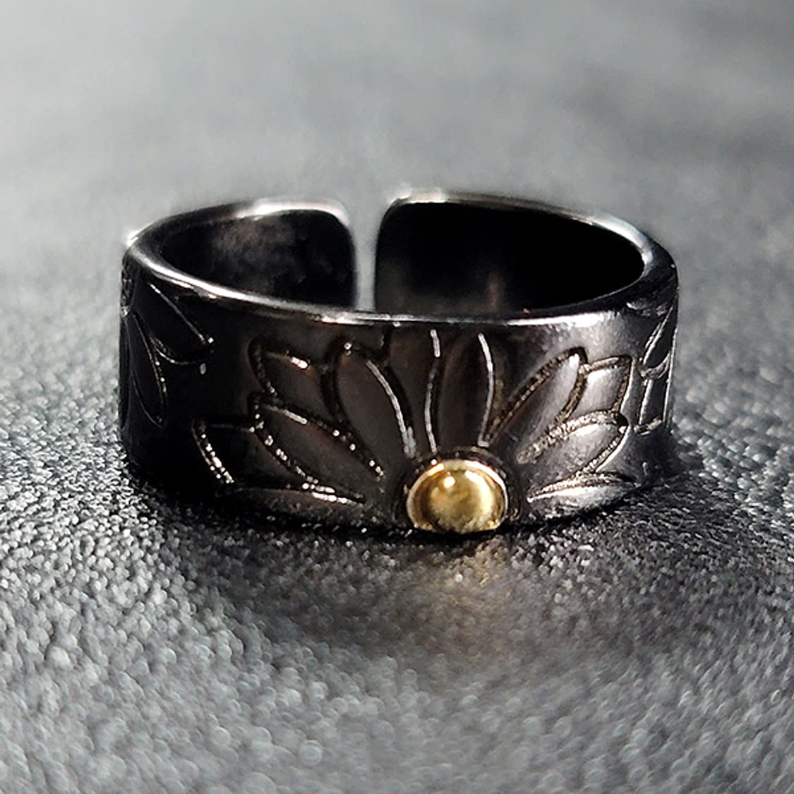 Darsel 실버 흑도금 남자 엔틱 빈티지 명품 시그니처 꽃 데이지 반지 상품이미지3