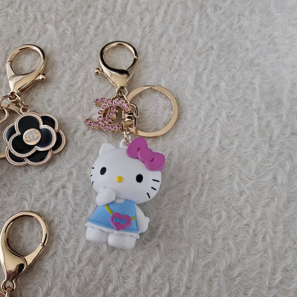 샤넬 빈티지 산리오 정품 키티 키링 상품이미지3