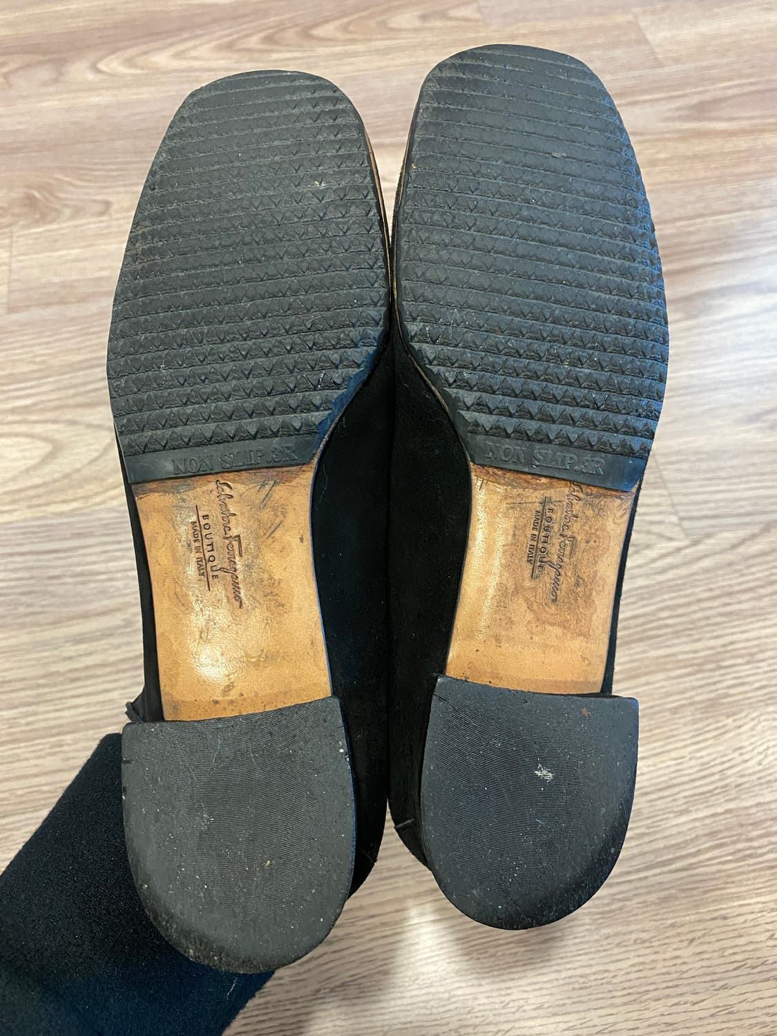 페레가모 간치니 금장 로퍼 (6D/235) 상품이미지6