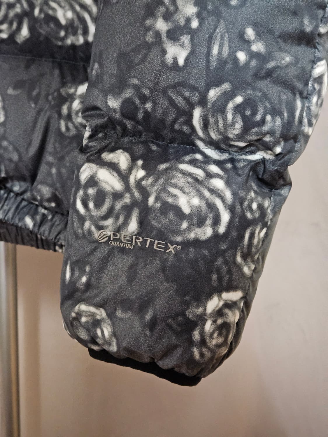 디스이즈네버댓 플라워 패딩 상품이미지4