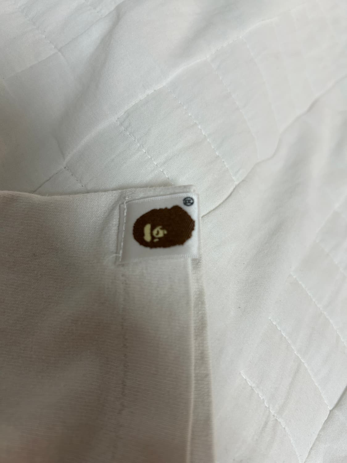 베이프 컬리지 티셔츠 화이트(정품) size(M) 상품이미지5