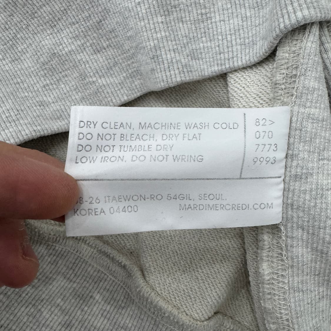 FREE 여성용 마르디메크르디 그레이 맨투맨 티셔츠  상품이미지6