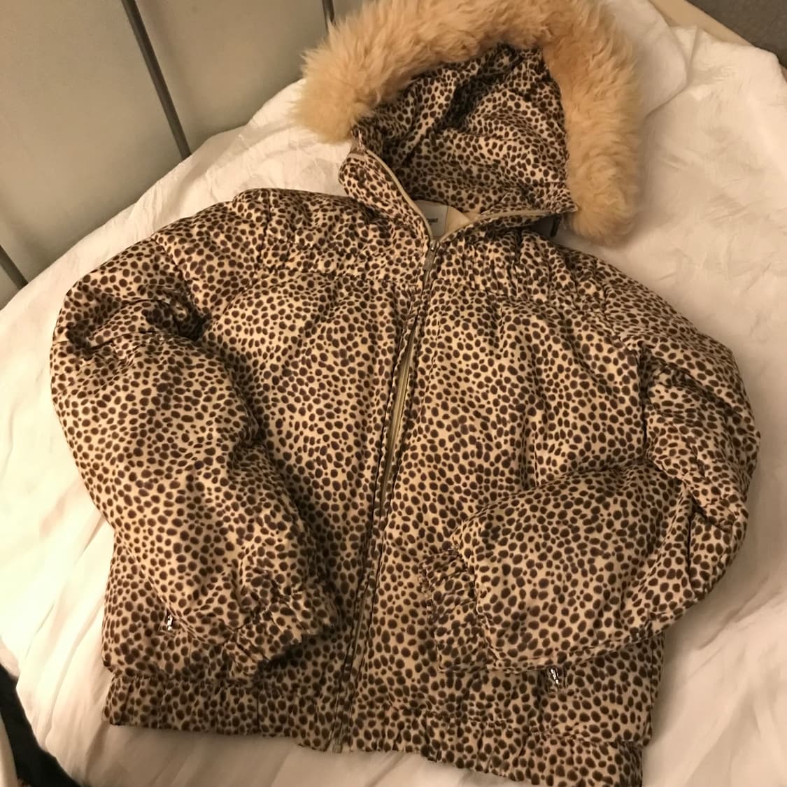 Moschino 모스키노 갸루 레오파드 퍼 패딩 상품이미지1