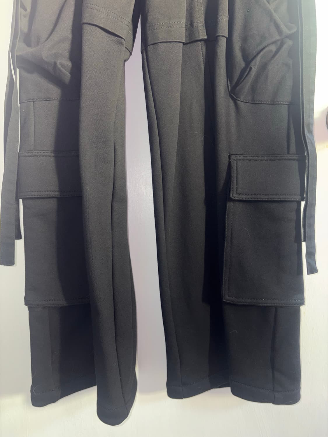 (새상품) jersey mixed cargo pants in black 상품이미지4
