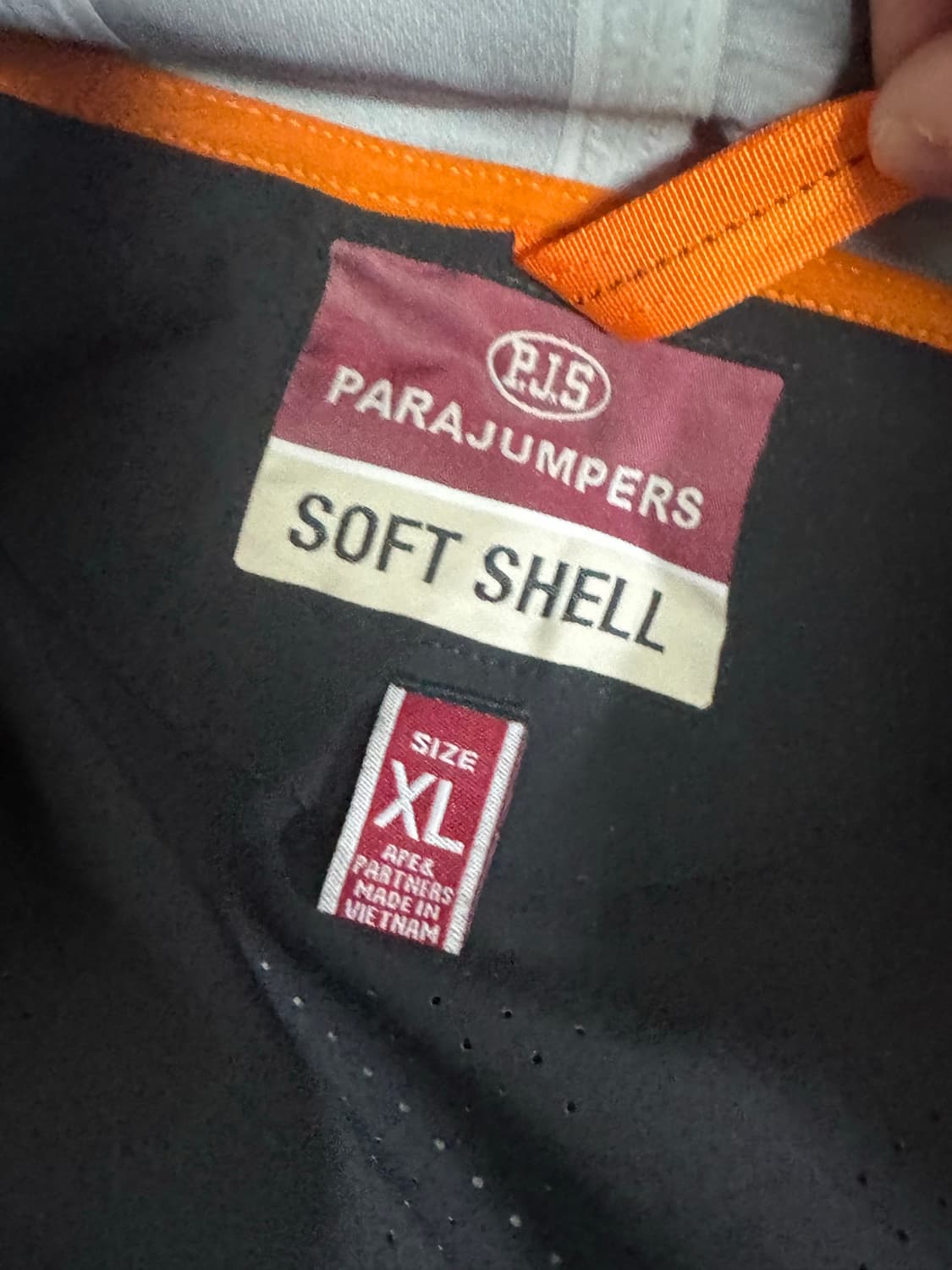 파라점퍼스 윈드브레이커 상품이미지5