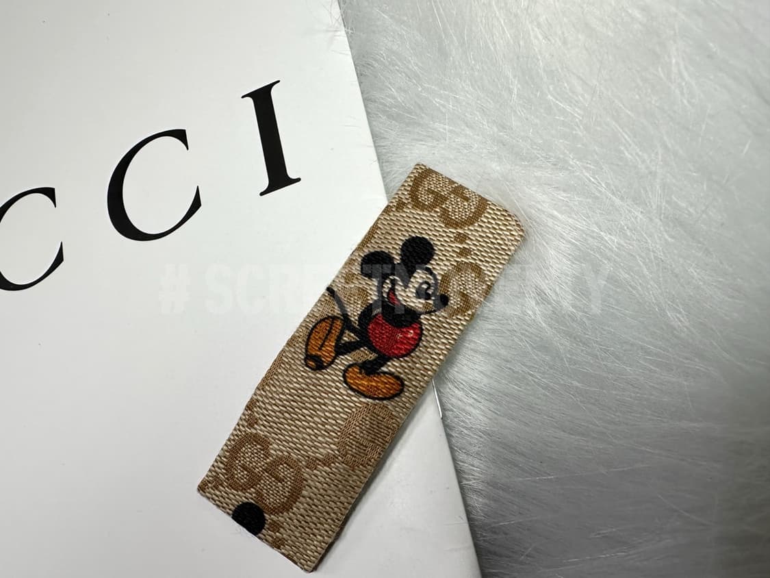 구찌 미키 헤어핀 화이트 (1ps) 상품이미지1