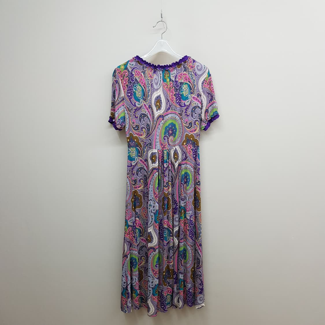 에트로 페이즐리 패턴 브이넥 셔링 원피스 IT44사이즈 상품이미지4