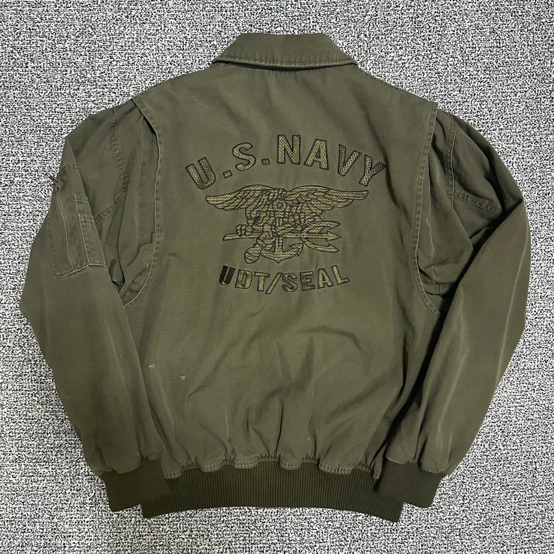 (L) OLD CROW 올드크로우 U.S. Navy 봄버 자켓 상품이미지3