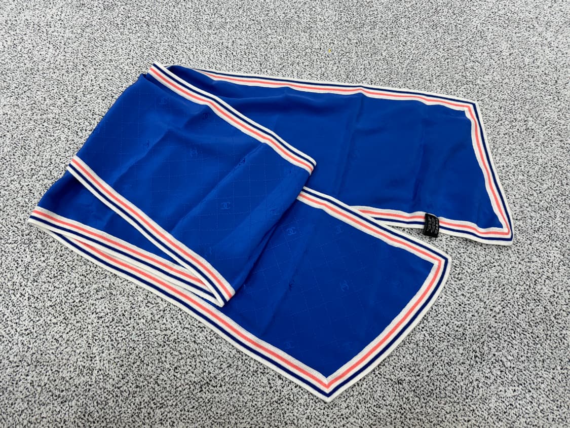 [새상품] 샤넬 실크 스카프 상품이미지1