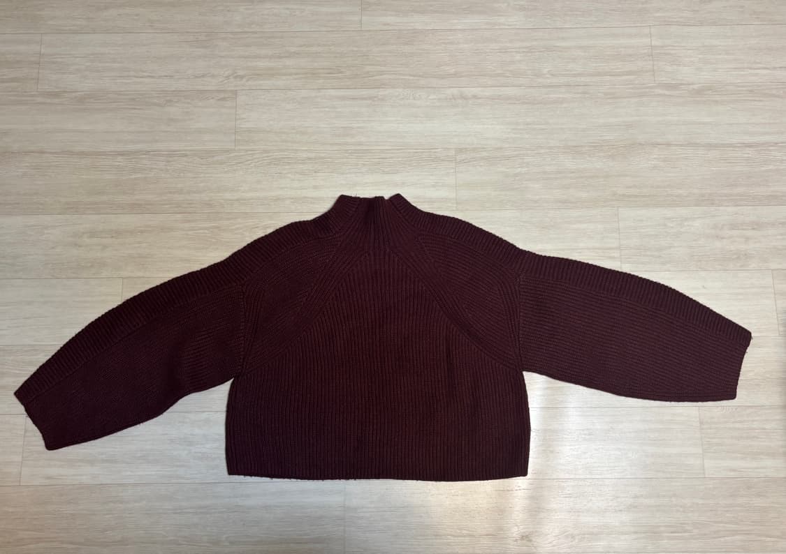 하이넥 버건디 니트 상품이미지3