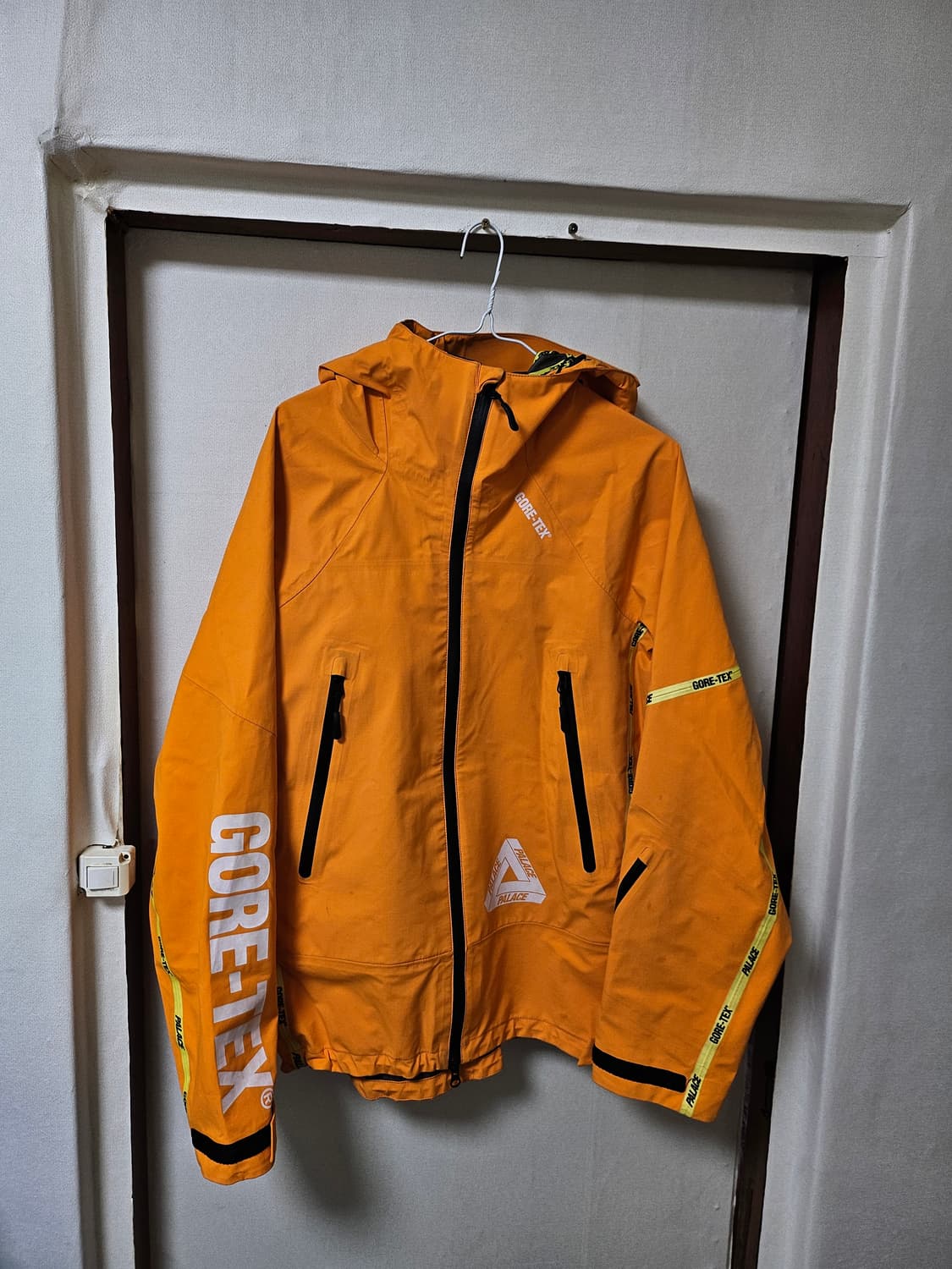 팔라스 고아텍스 오렌지 자켓M(95-100) 상품이미지1