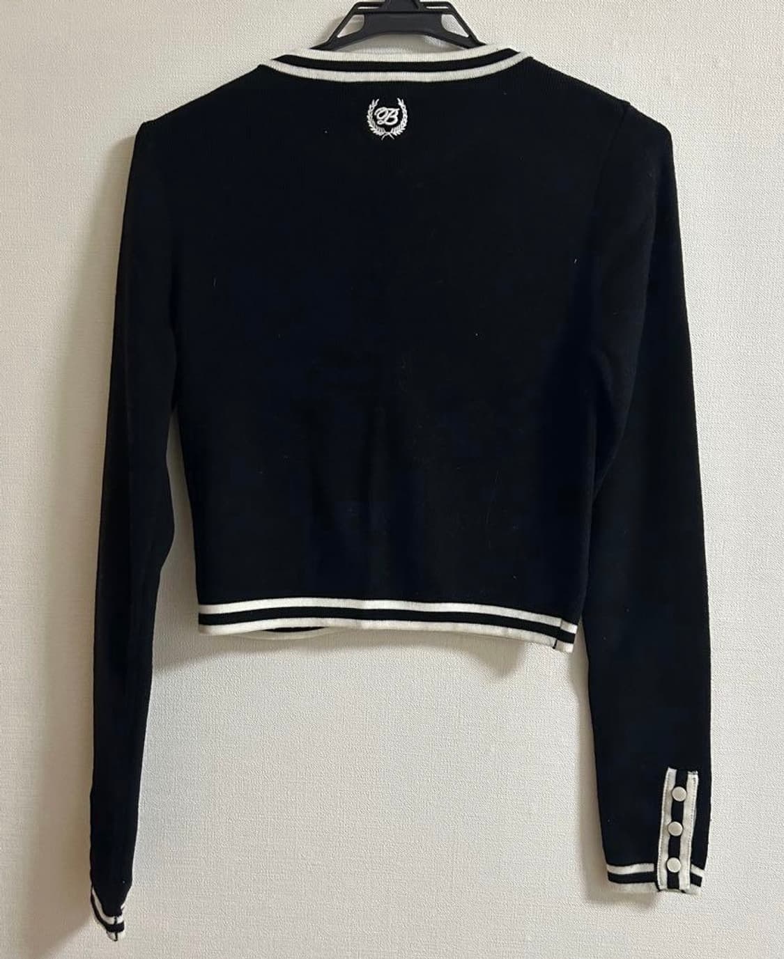 배드블러드 크라운 로고 가디건 상품이미지2