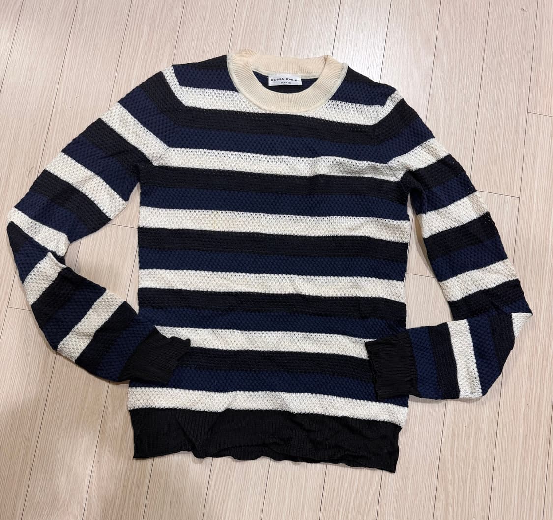 44 마른55 정품 소니아리키엘 펀칭 얇은 니트 스웨터 상품이미지3