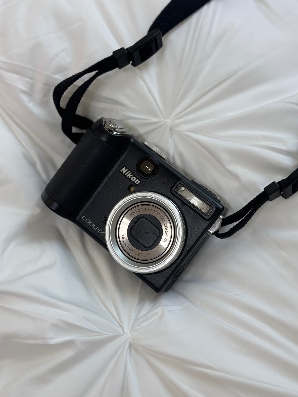 니콘 coolpix P5000 상품이미지1