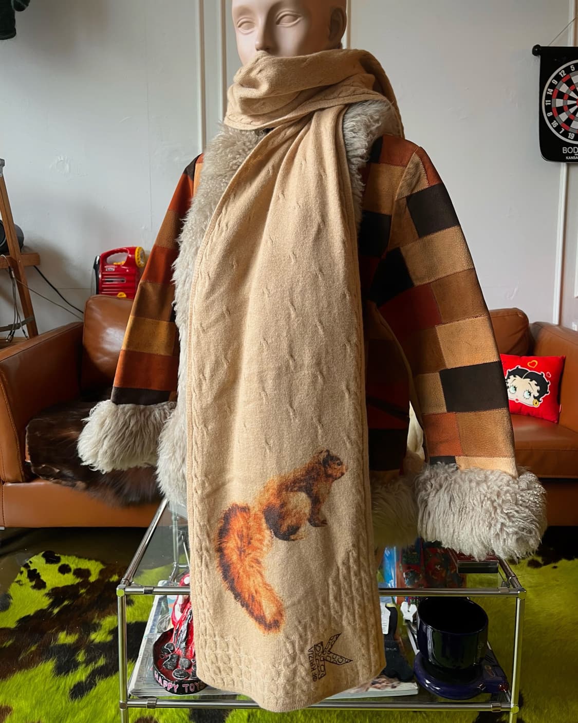 1990s Krizia Squirrel Print Wool Muffler 상품이미지2