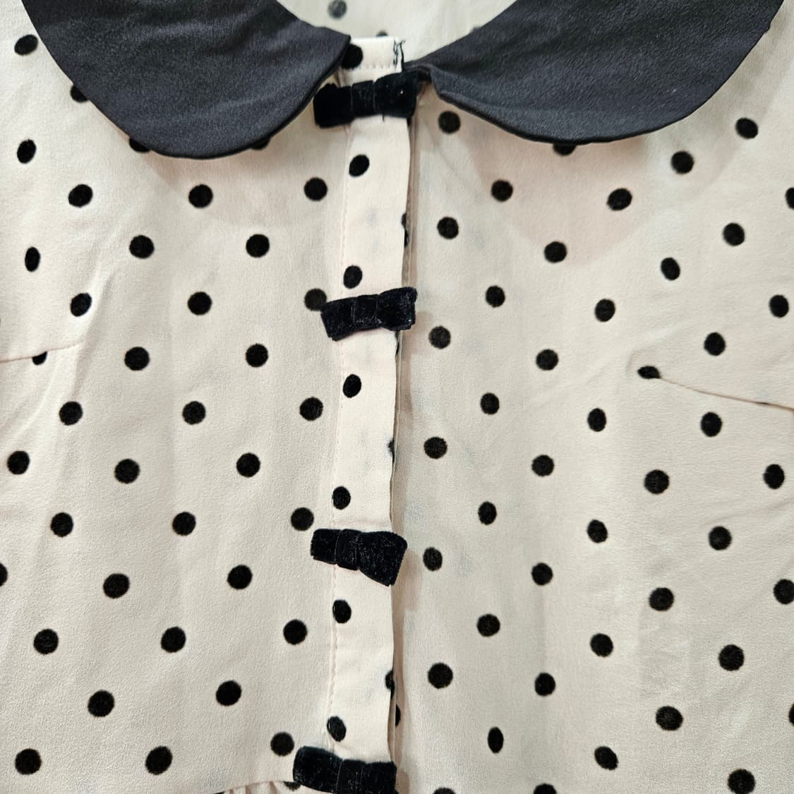 Sorridere 도트 블라우스 상품이미지6