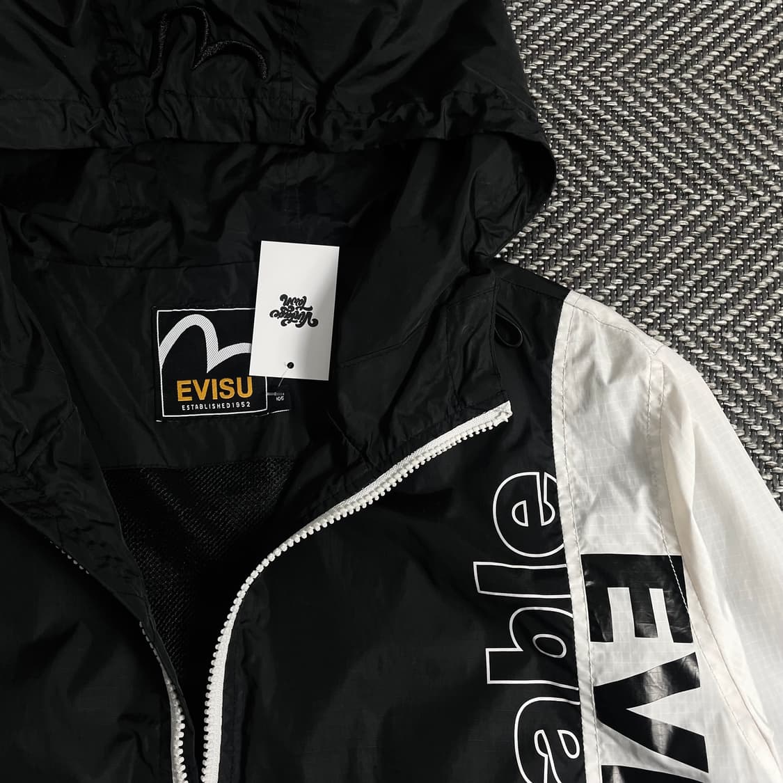 에비수 빅로고 배색 경량 바람막이 자켓o 3595 상품이미지4