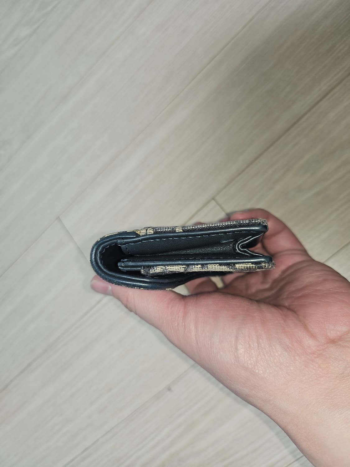 디올 새들 카드 홀더 블루 디올 오블리크 자카드 상품이미지5