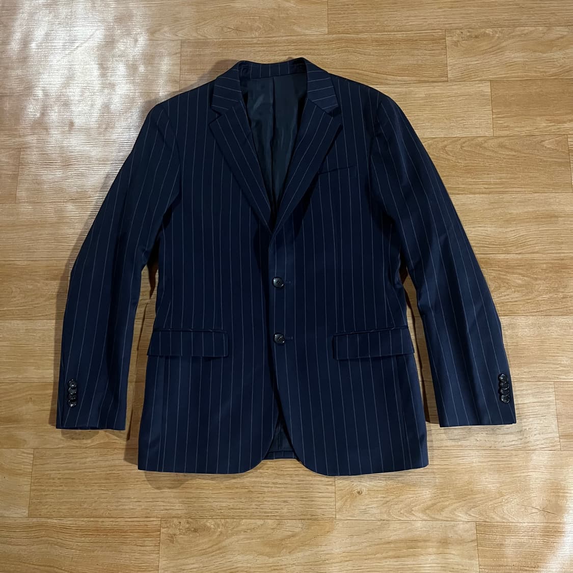 [97/33] 솔리드옴므 스트라이프 정장 수트 상품이미지1